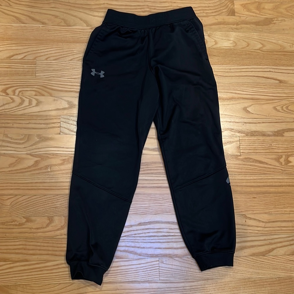 Under Armour Pants - Size 8 (Actual 10 but Length like an 8)